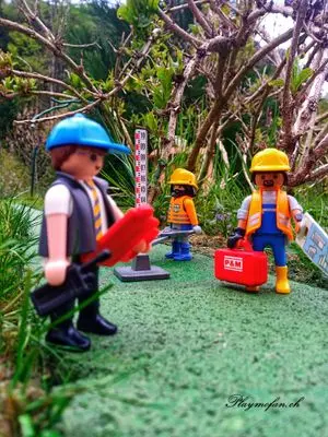 Playmobil Die Gartenbahn – der Bau – Foto 1 von 130