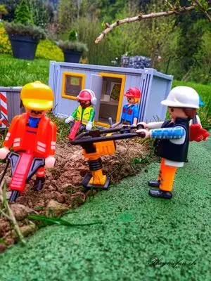 Playmobil Die Gartenbahn – der Bau – Foto 5 von 130