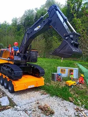 Playmobil Die Gartenbahn – der Bau – Foto 7 von 130
