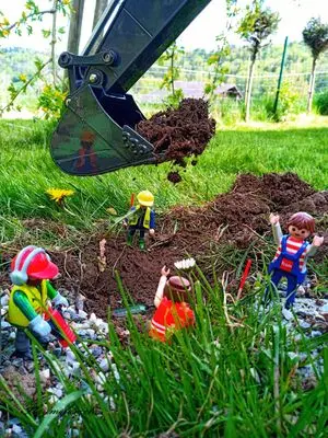 Playmobil Die Gartenbahn – der Bau – Foto 12 von 130