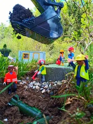 Playmobil Die Gartenbahn – der Bau – Foto 13 von 130