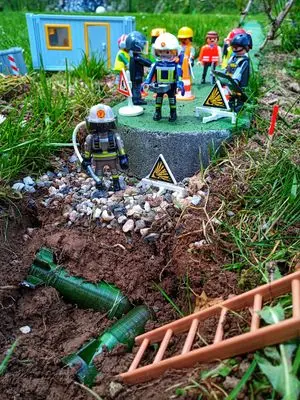 Playmobil Die Gartenbahn – der Bau – Foto 16 von 130