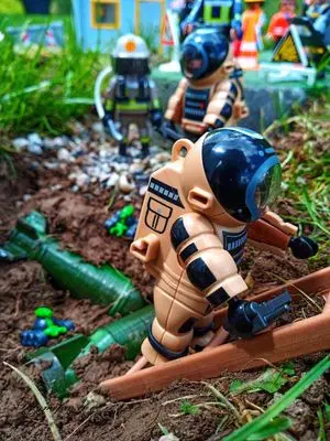 Playmobil Die Gartenbahn – der Bau – Foto 21 von 130