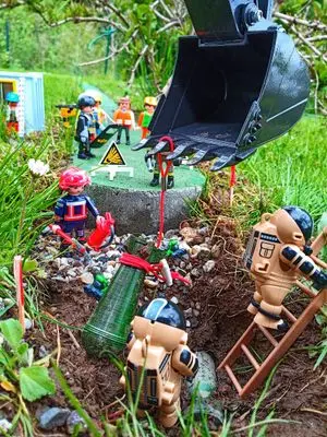 Playmobil Die Gartenbahn – der Bau – Foto 24 von 130
