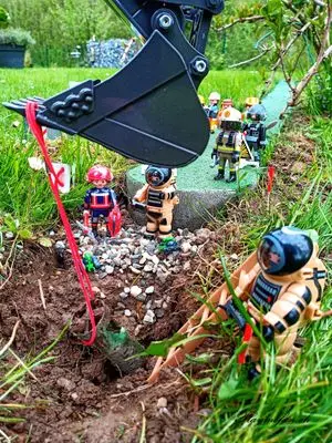 Playmobil Die Gartenbahn – der Bau – Foto 27 von 130