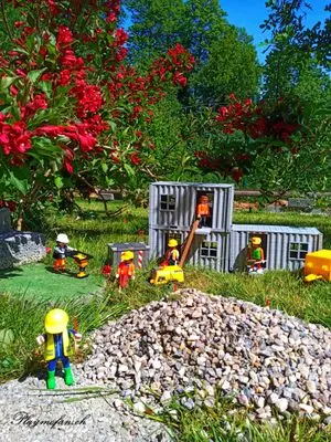 Playmobil Die Gartenbahn – der Bau – Foto 31 von 130