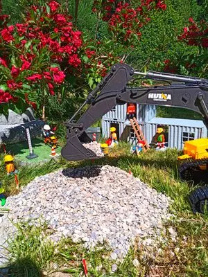 Playmobil Die Gartenbahn – der Bau – Foto 37 von 130