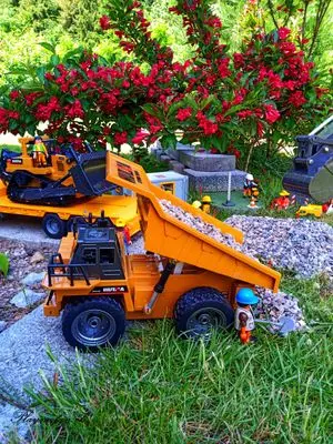 Playmobil Die Gartenbahn – der Bau – Foto 40 von 130