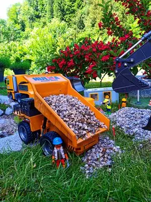 Playmobil Die Gartenbahn – der Bau – Foto 41 von 130