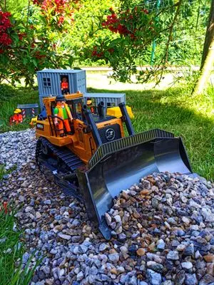 Playmobil Die Gartenbahn – der Bau – Foto 46 von 130