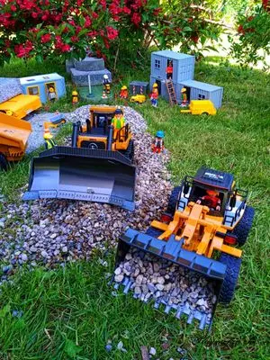 Playmobil Die Gartenbahn – der Bau – Foto 49 von 130