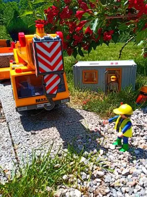 Playmobil Die Gartenbahn – der Bau – Foto 51 von 130