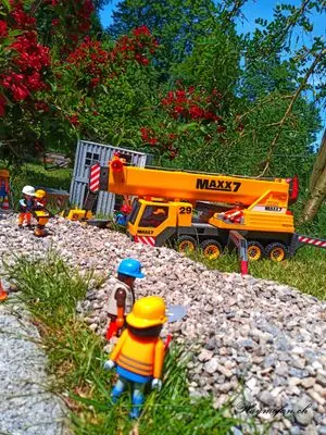 Playmobil Die Gartenbahn – der Bau – Foto 53 von 130