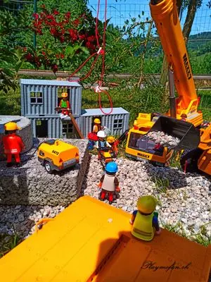 Playmobil Die Gartenbahn – der Bau – Foto 60 von 130