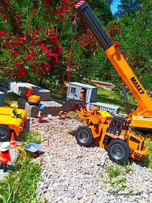 Playmobil Die Gartenbahn – der Bau – Foto 61 von 130