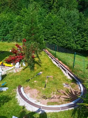 Playmobil Die Gartenbahn – der Bau – Foto 69 von 130