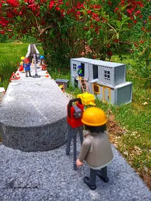 Playmobil Die Gartenbahn – der Bau – Foto 75 von 130