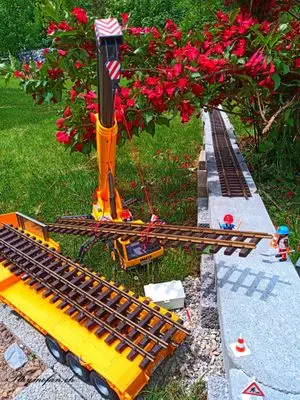 Playmobil Die Gartenbahn – der Bau – Foto 77 von 130