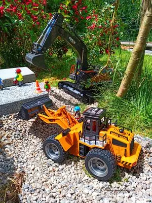 Playmobil Die Gartenbahn – der Bau – Foto 101 von 130