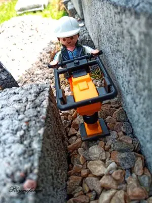 Playmobil Die Gartenbahn – der Bau – Foto 106 von 130