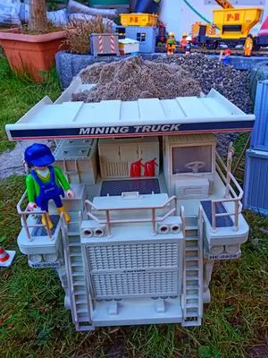Playmobil Die Gartenbahn – der Bau – Foto 112 von 130