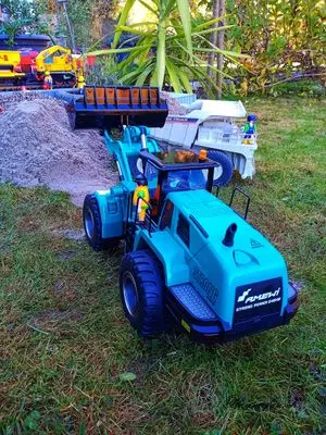 Playmobil Die Gartenbahn – der Bau – Foto 114 von 130