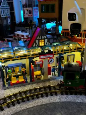 Playmobil Nebenbahnhof im Eigenbau – Foto 8 von 13