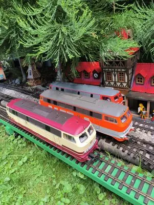 Playmobil Eisenbahn draussen – Foto 15 von 67