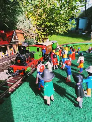 Playmobil Eisenbahn draussen – Foto 30 von 67