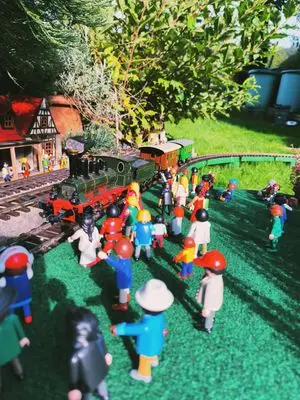 Playmobil Eisenbahn draussen – Foto 47 von 67