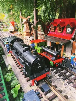 Playmobil Eisenbahn draussen – Foto 54 von 67