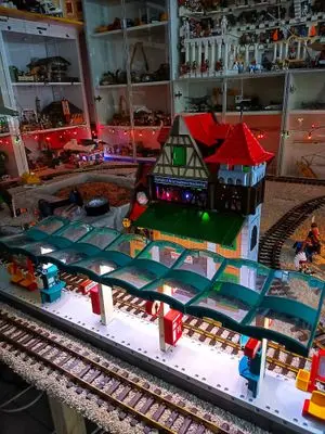 Playmobil Eisenbahn drinnen – Foto 9 von 18
