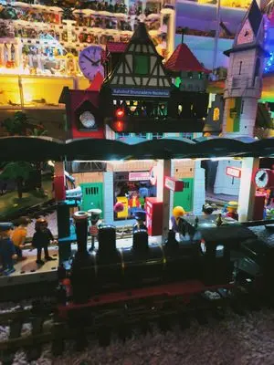 Playmobil Eisenbahn drinnen – Foto 10 von 18