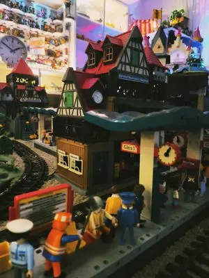 Playmobil Eisenbahn drinnen – Foto 12 von 18