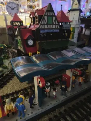 Playmobil Eisenbahn drinnen – Foto 14 von 18