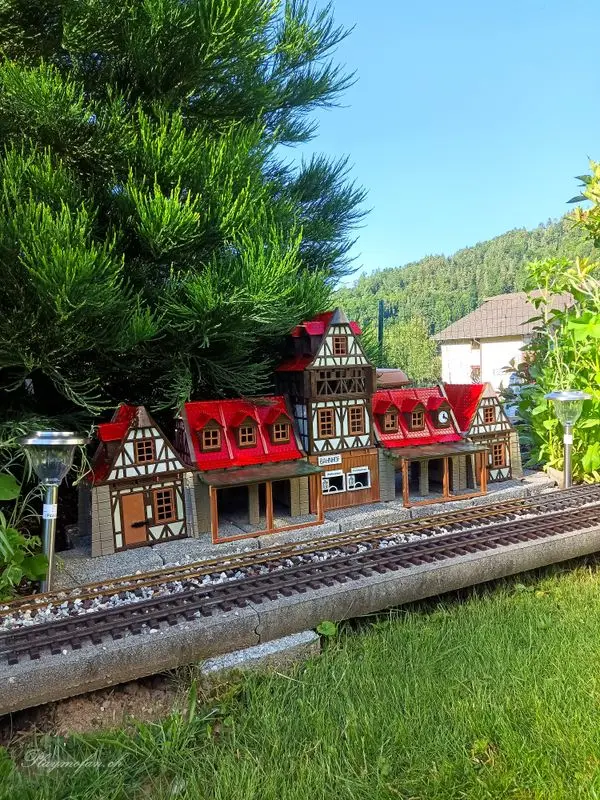 Gartenbahn 2022/23 – Im Album ansehen