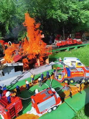 Playmobil Der Grossbrand – Foto 6 von 25