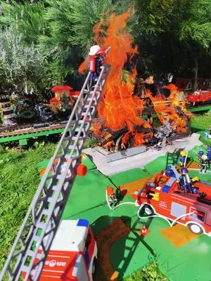 Playmobil Der Grossbrand – Foto 8 von 25