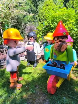 Playmobil Gartenarbeit – Foto 1 von 11