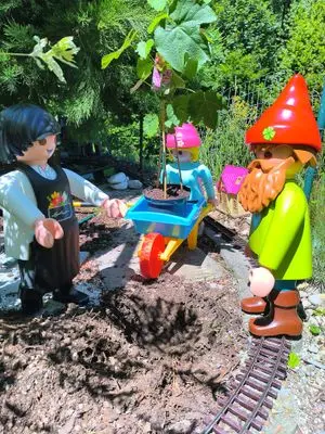 Playmobil Gartenarbeit – Foto 7 von 11
