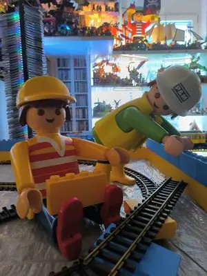 Playmobil Eisenbahn bauen (drinnen) – Foto 6 von 6