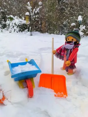 Playmobil Schneeschaufeln – Foto 1 von 7